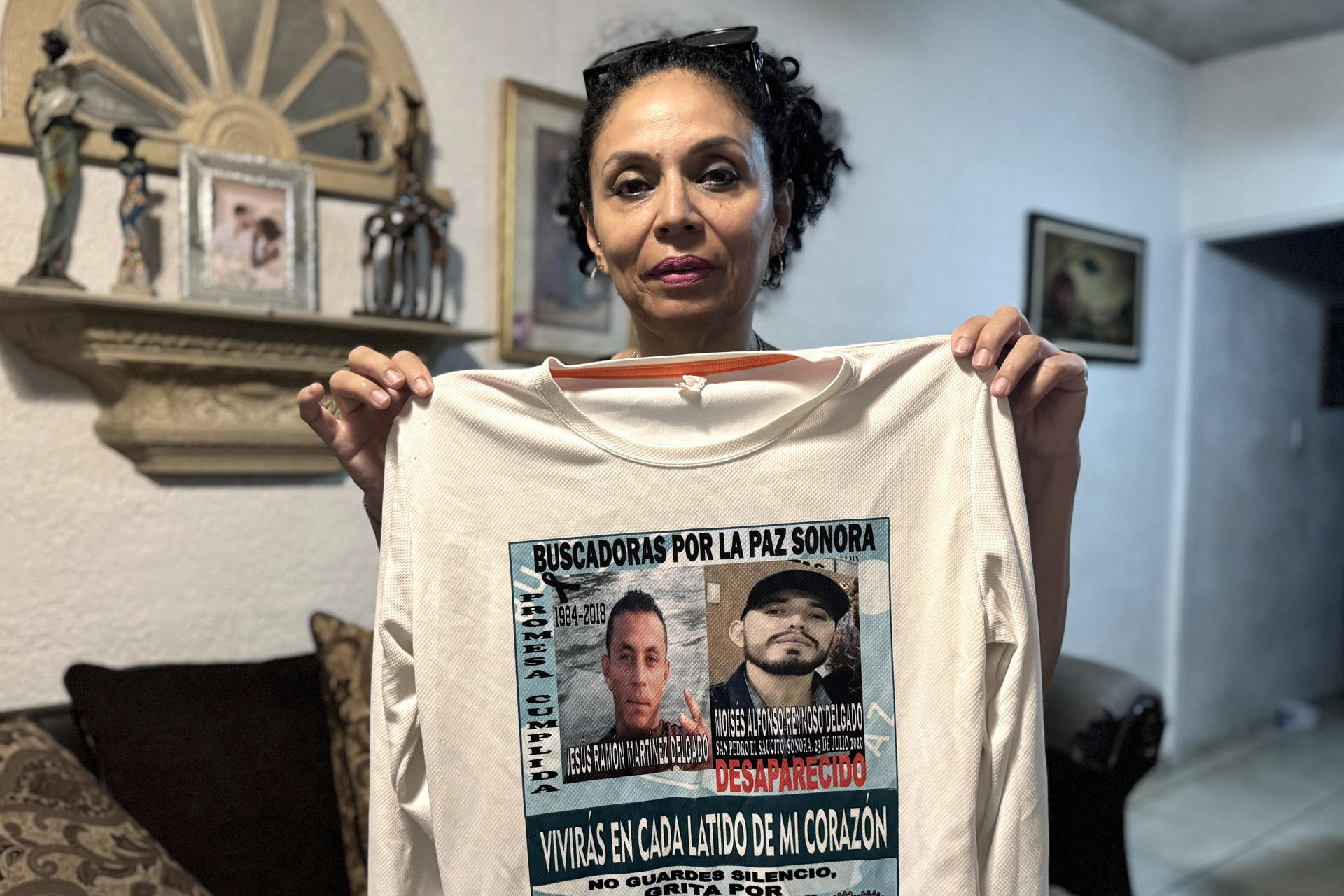 La líder del colectivo Buscadoras por la Paz en Sonora, Cecilia Delgado, posa durante una entrevista con EFE, este martes, en el municipio de Hermosillo (México). EFE/Daniel Sánchez