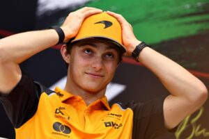 El piloto australiano de McLaren Oscar Piastri. EFE/EPA/ANNA SZILAGYI