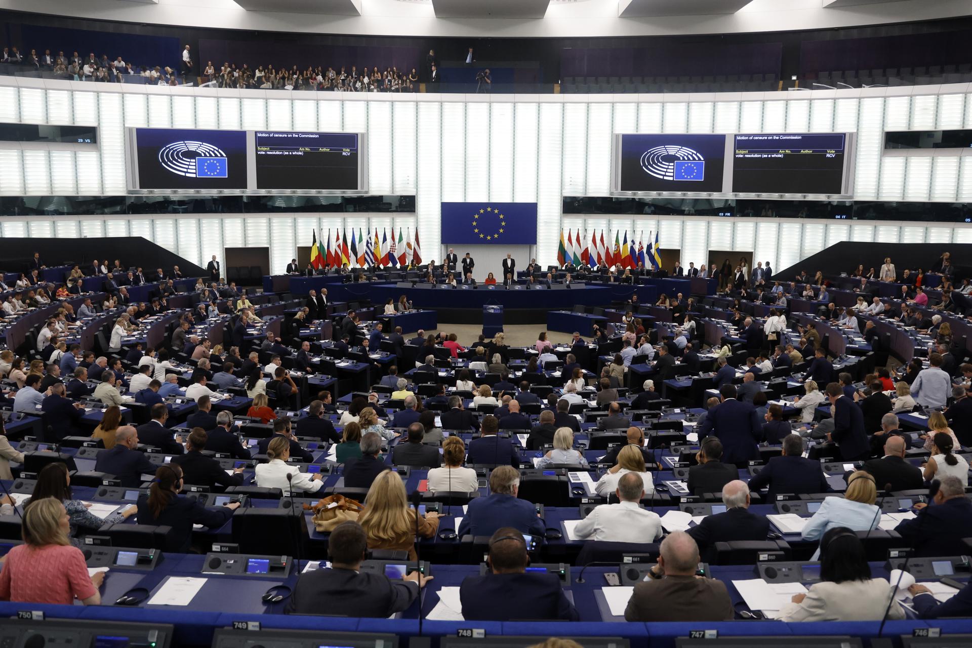El Parlamento Europeo este jueves durante la moción de censura contra la presidenta de la Comisión Europea, Ursula von der Leyen.EFE/EPA/GUILLAUME HORCAJUELO