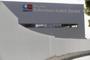 Fachada del Hospital Enfermera Isabel Zendal en una imagen de archivo. EFE/Sergio Orduñez/yv