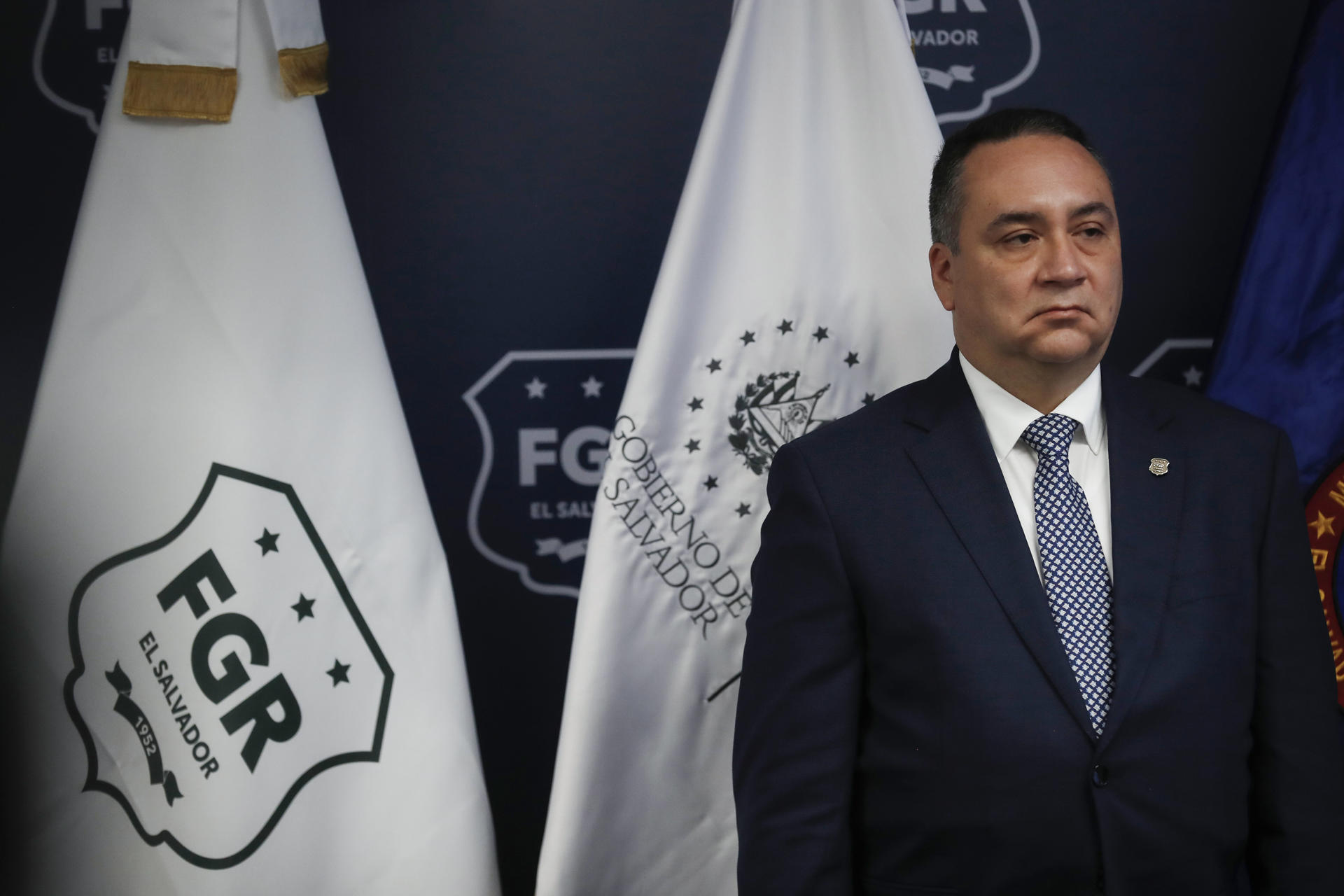 El fiscal general de El Salvador, Rodolfo Delgado, asiste a una rueda de prensa este lunes, en Antiguo Cuscatlán (El Salvador). EFE/ Rodrigo Sura