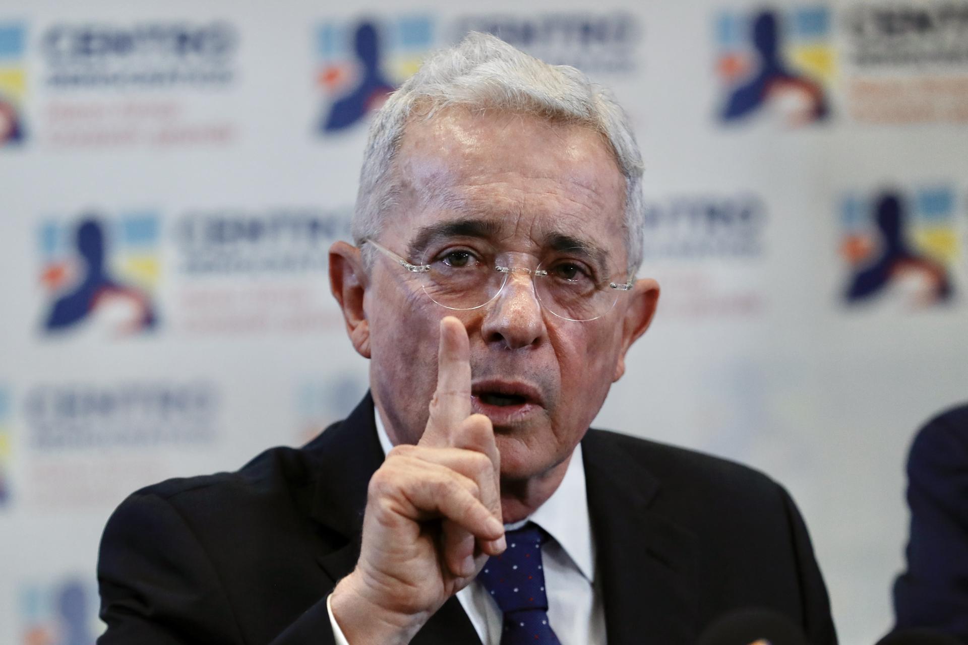 El expresidente de Colombia Álvaro Uribe Vélez en una foto de archivo. EFE/ Carlos Ortega