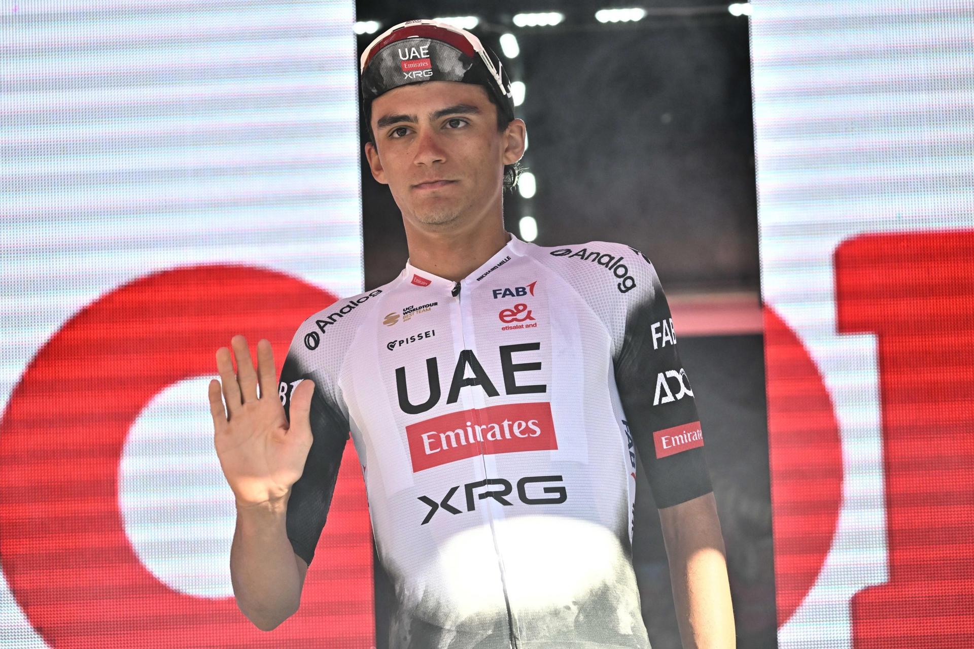 El mexicano Isaac del Toro (UAE Team Emirates - XRG). EFE/EPA/LUCA ZENNARO/Archivo