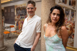 La actriz sevillana María León aborda en una entrevista con EFE, junto al director argentino Lautaro Perotti, su papel en 'Electra', con el que debuta en el Festival Internacional de Teatro Clásico de Mérida, en la defiende la cultura como lo que "da la oportunidad al ser humano de descubrirse, a no morir estando vivo, a despertar cosas, a hacerse preguntas". EFE/Jero Morales