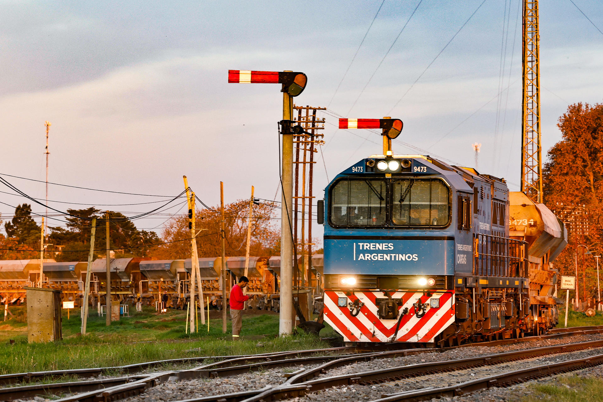 Fotografía de archivo de un tren de la empresa estatal Trenes Argentinos. EFE/ Juan Ignacio Roncoroni
