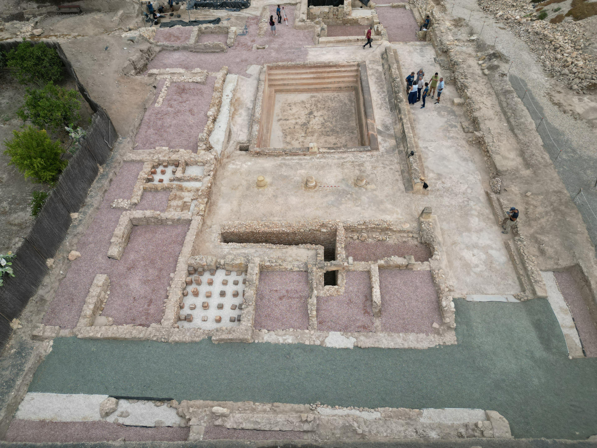 La Universidad de Alicante (UA) ha finalizado la campaña de excavaciones arqueológicas en las Termas Orientales del yacimiento de La Alcudia, en Elche (Alicante), tras ocho años de investigación continuada, lo que ha permitido sacar a la luz uno de los complejos termales más monumentales de la antigua Hispania romana. EFE/ Universidad de Alicante / SOLO USO EDITORIAL/SOLO DISPONIBLE PARA ILUSTRAR LA NOTICIA QUE ACOMPAÑA (CRÉDITO OBLIGATORIO)