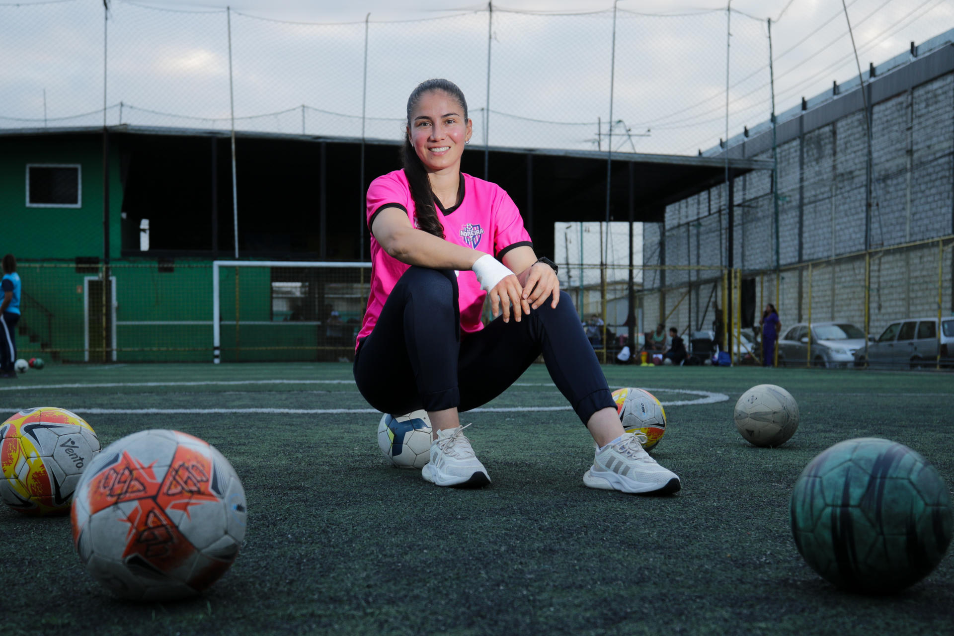 Fotografía del 19 de junio de 2025 de la futbolista Ligia 'Gigi' Moreira, capitana de la selección de Ecuador. EFE/ Jonathan Miranda