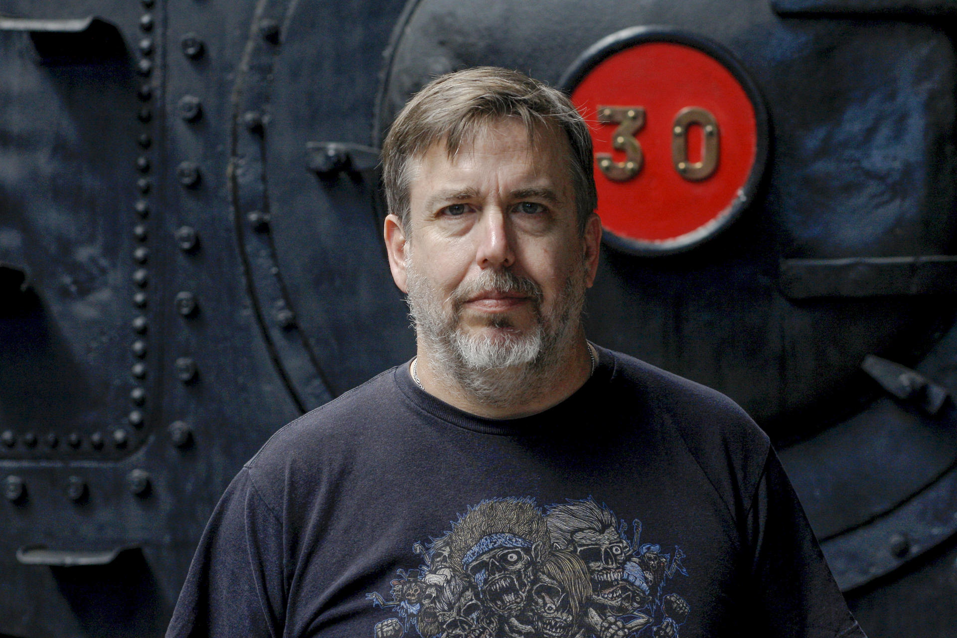 El escritor argentino Jorge Lebrón, conocido como Loyds, participa en la Semana Negra de Gijón donde presentala una trilogía sobre las "miserias" de la clase alta de Argentina. EFE/Juan González.