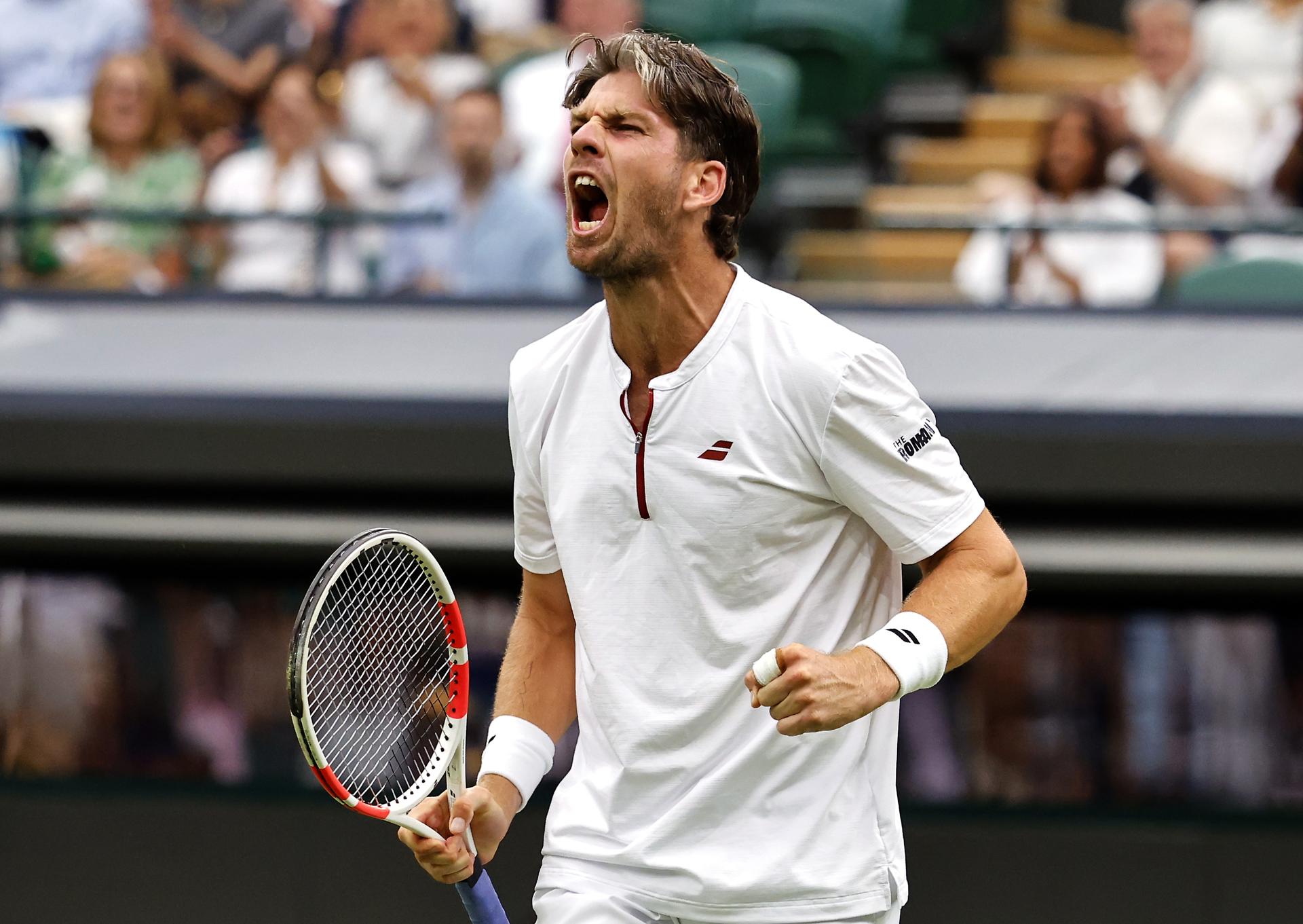 El británico Cameron Norrie gana al chileno Nicolás Jarry en los octavos de final de Wimbledon. EFE/EPA/TOLGA AKMEN