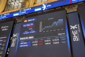 Imagen de este viernes de la Bolsa de Madrid. EFE/Altea Tejido