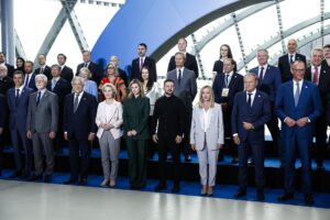 Spanish Prime Minister Pedro Sanchez, Czech President Petr Pavel, Italian Foreign Minister Antonio Tajani, EU Commission President Ursula von der Leyen, Ukrainian First Lady Olena Zelenska, Ukrainian President Volodymyr Zelensky, Italian Prime Minister Giorgia Meloni, Polish Prime Minister Donald Tusk and German Chancellor Friedrich Merz pose for a family photo during the Ukraine Recovery Conference 2025 in Rome, Italy, 10 July 2025. (Italia, Ucrania, Roma) EFE/EPA/ANGELO CARCONI