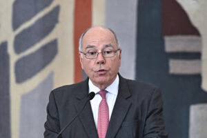 Foto de archivo del ministro de Relaciones Institucionales de Brasil, Mauro Vieira. EFE/ Andre Borges