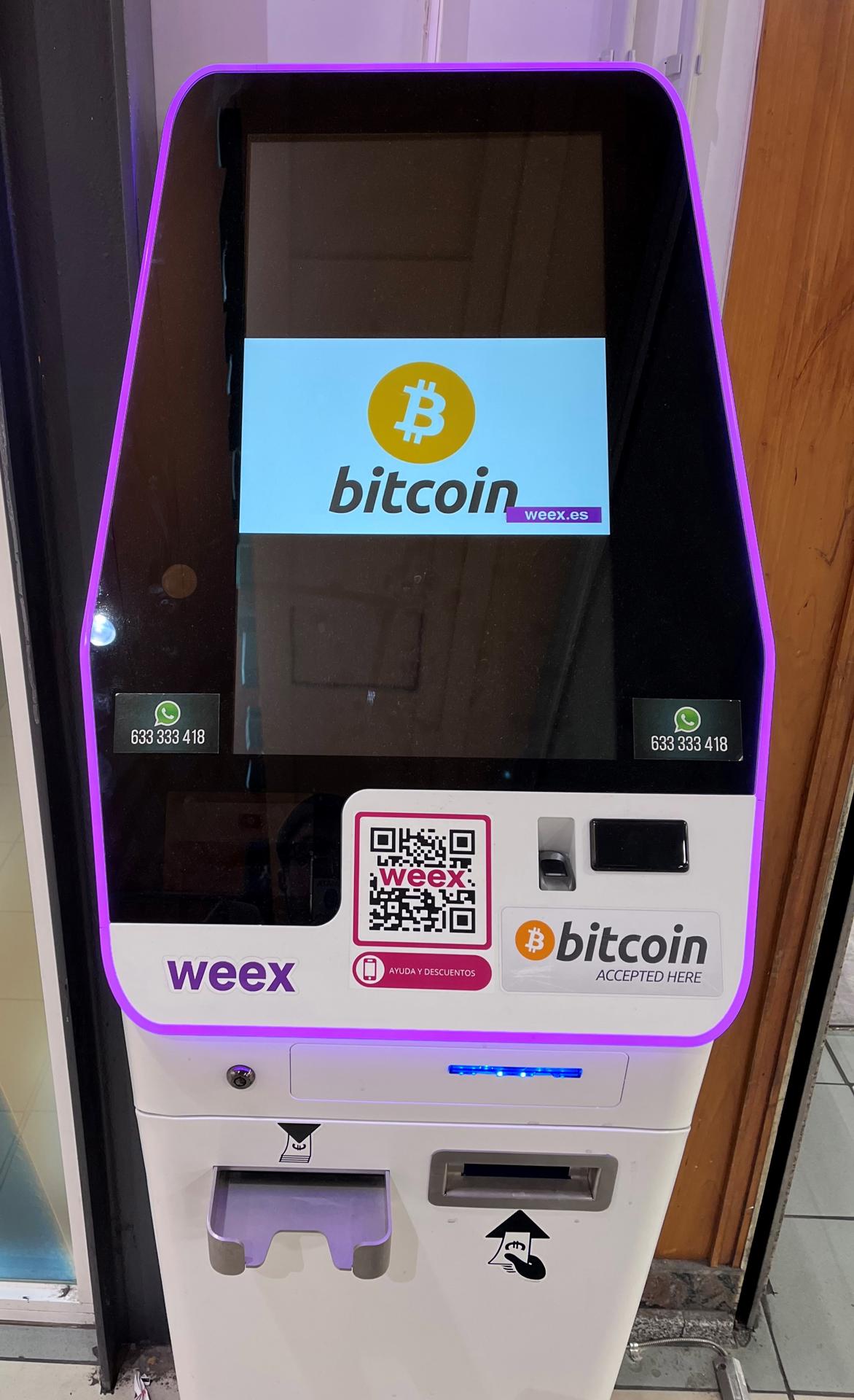 Imagen de archivo de un cajero bitcoin. EFE/Gerardo Domínguez Única