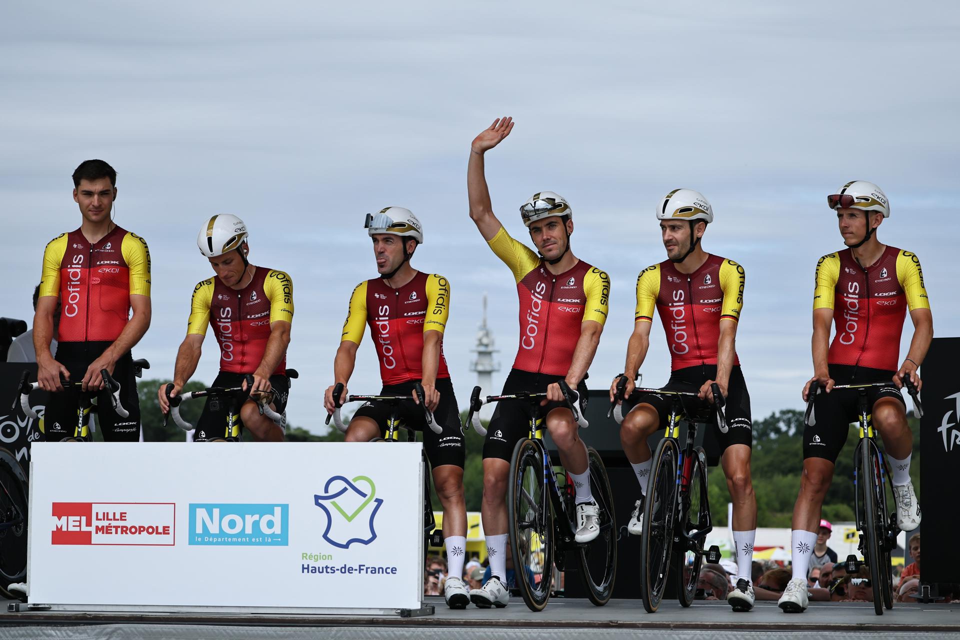 Presentación del equipo Cofidis antes del Tour de Francia. EFE/EPA/CHRISTOPHE PETIT TESSON