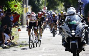 El esloveno Tadej Pogacar en la cuarta etapa del Tour.EFE/EPA/MARTIN DIVISEK