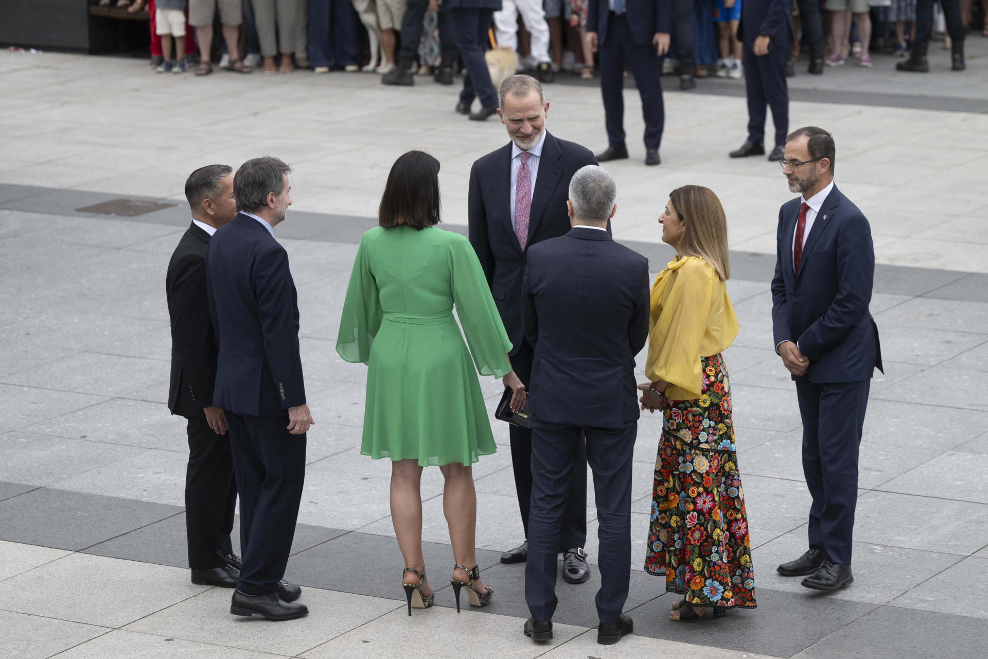 .- El rey Felipe VI a su llegada hoy viernes a la inauguración del XXVIII Foro España-Estados Unidos que se celebra en Santander. EFE / Pedro Puente.