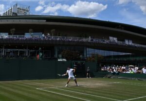 El argentino Mariano Navone durante su partido en el torneo de tenis de Wimbledon. (Tenis, España, Reino Unido) EFE/EPA/DANIEL HAMBURY EDITORIAL USE ONLY