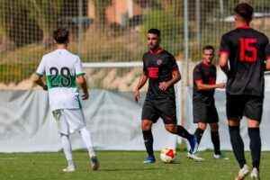 El equipo de Sesiones AFE ha perdido ante el filial del Elche en su segundo encuentro de preparación tras un duelo que se ha decidido con un tanto a dos minutos del final. EFE/AFE