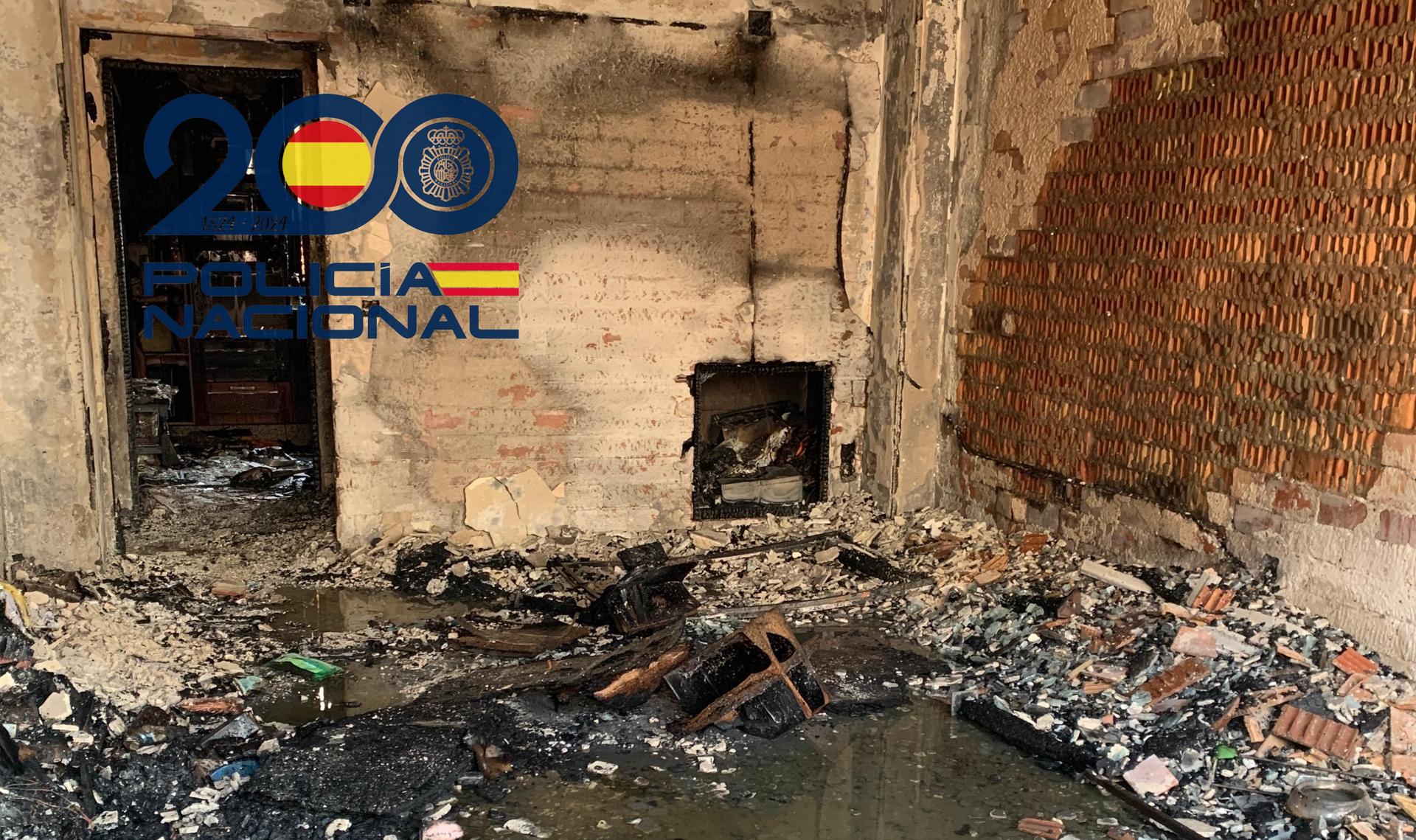 Un hombre ha sido detenido y ya ha ingresado en prisión acusado de incendiar la casa de su expareja en Coria del Río (Sevilla), unos hechos por los que se le atribuyen delitos de violencia de género, incendio y maltrato animal, según ha informado este miércoles la Policía Nacional en un comunicado.EFE/Policía Nacional //SOLO USO EDITORIAL/SOLO DISPONIBLE PARA ILUSTRAR LA NOTICIA QUE ACOMPAÑA (CRÉDITO OBLIGATORIO)//
