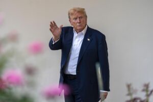 El presidente de EE.UU., Donald Trump. EFE/EPA/BONNIE CASH / POOL