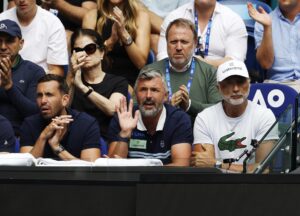 Imagen de archivo de Goran Ivanisevic (c) cuando era entrenador de Novak Djokovic. EFE/EPA/MAST IRHAM