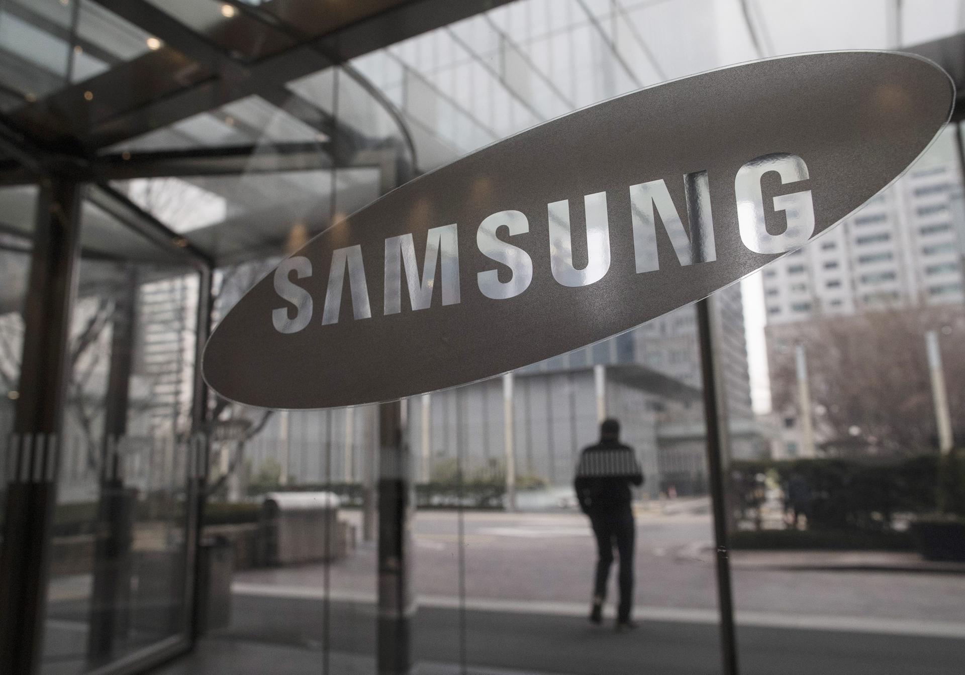 Vista de archivo del logotipo de la compañía Samsung. EFE / YONHAP