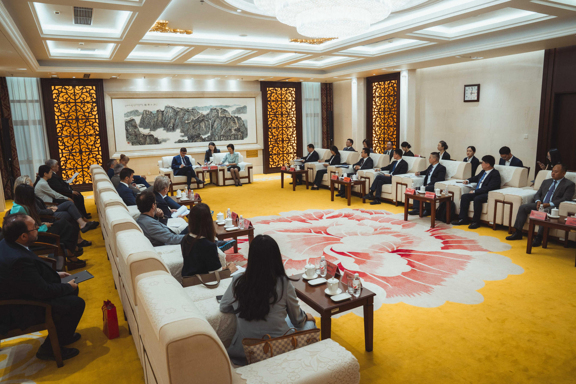 El presidente de la Generalitat, Salvador Illa ha mantenido este lunes una reunión con empresarios chinos en Pekín. EFE/Generalitat de Cataluña / Arnau Carbonell / SOLO USO EDITORIAL/SOLO DISPONIBLE PARA ILUSTRAR LA NOTICIA QUE ACOMPAÑA (CRÉDITO OBLIGATORIO)