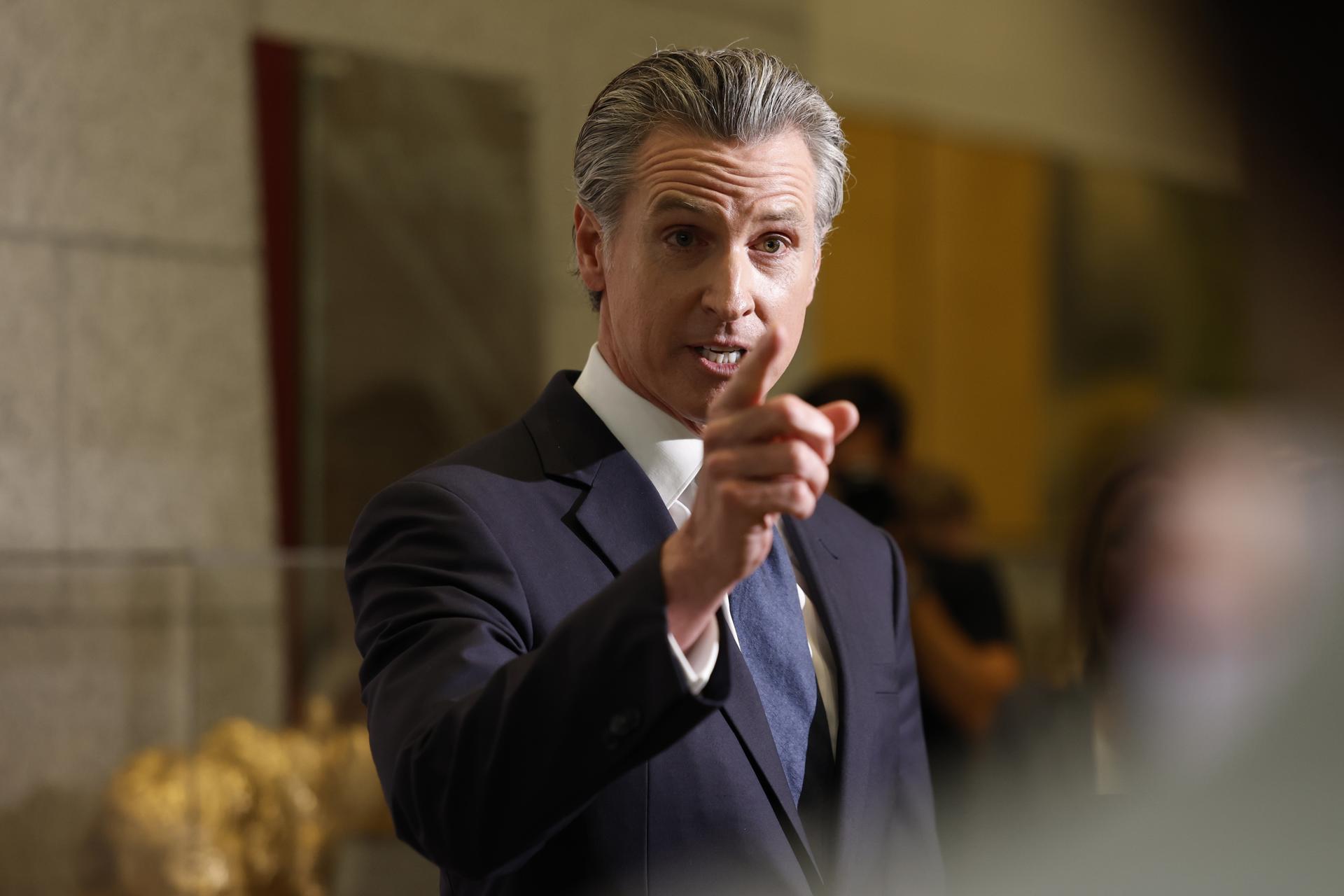 El gobernador de California (EE.UU.), Gavin Newsom, en una foto de archivo. EFE/EPA/JOHN G. MABANGLO