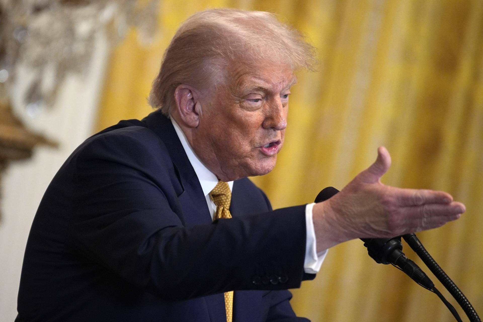 Fotografía del 22 de julio de 2025 del presidente Donald Trump. EFE/Yuri Gripas/ POOL