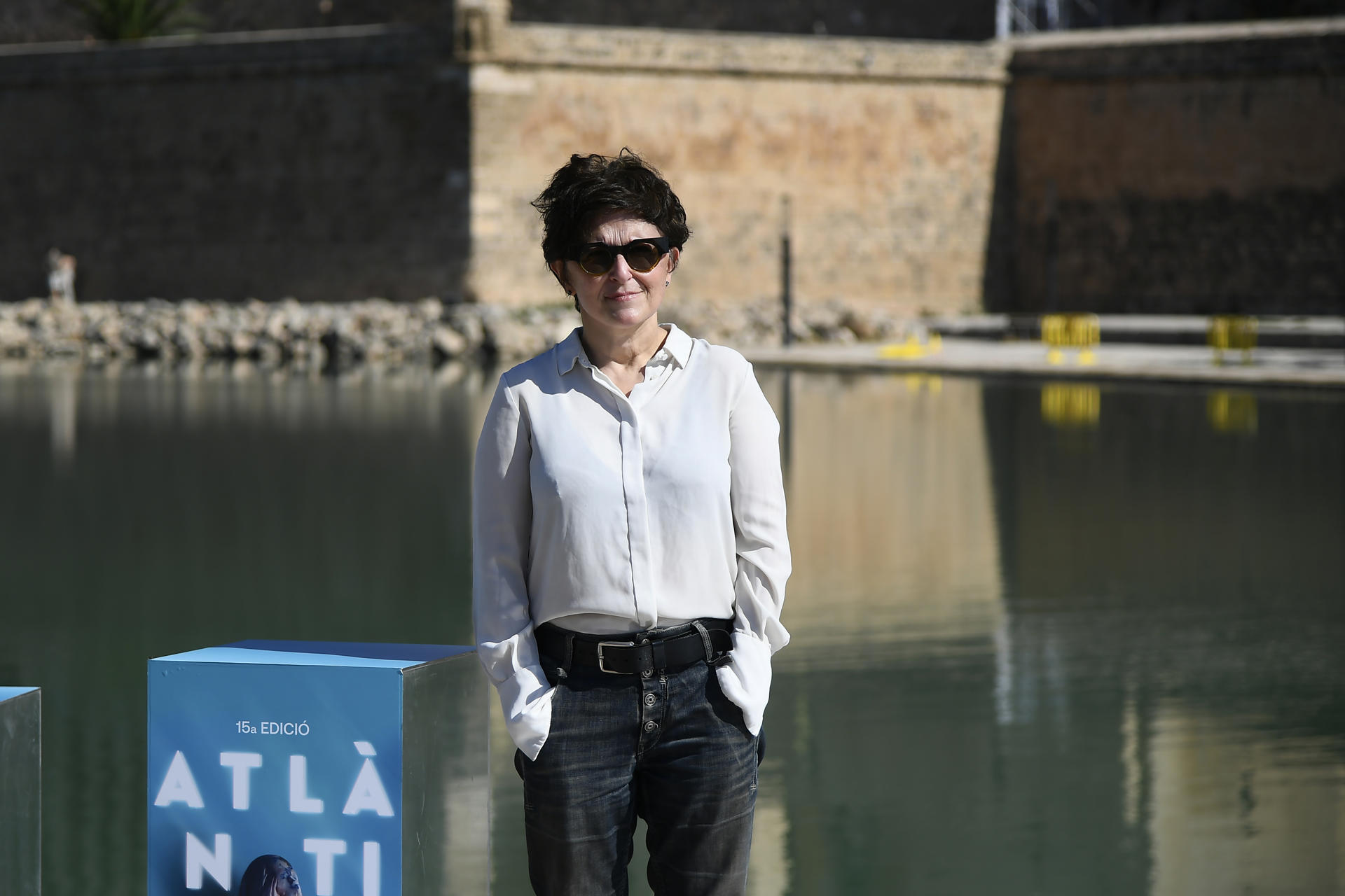 La directora iraní Sepideh Farsi presenta el documental "Put your soul on your hand and walk", en la decimoquinta edición del Atlàntida Mallorca Film Fest, este jueves en Palma. EFE/MIQUEL A. BORRÀS