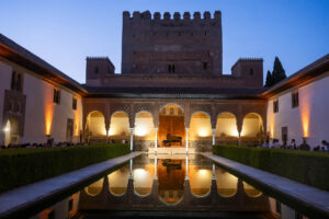 Patio de los Arrayanes de la Alhambra. EFE / Miguel Ángel Molina.