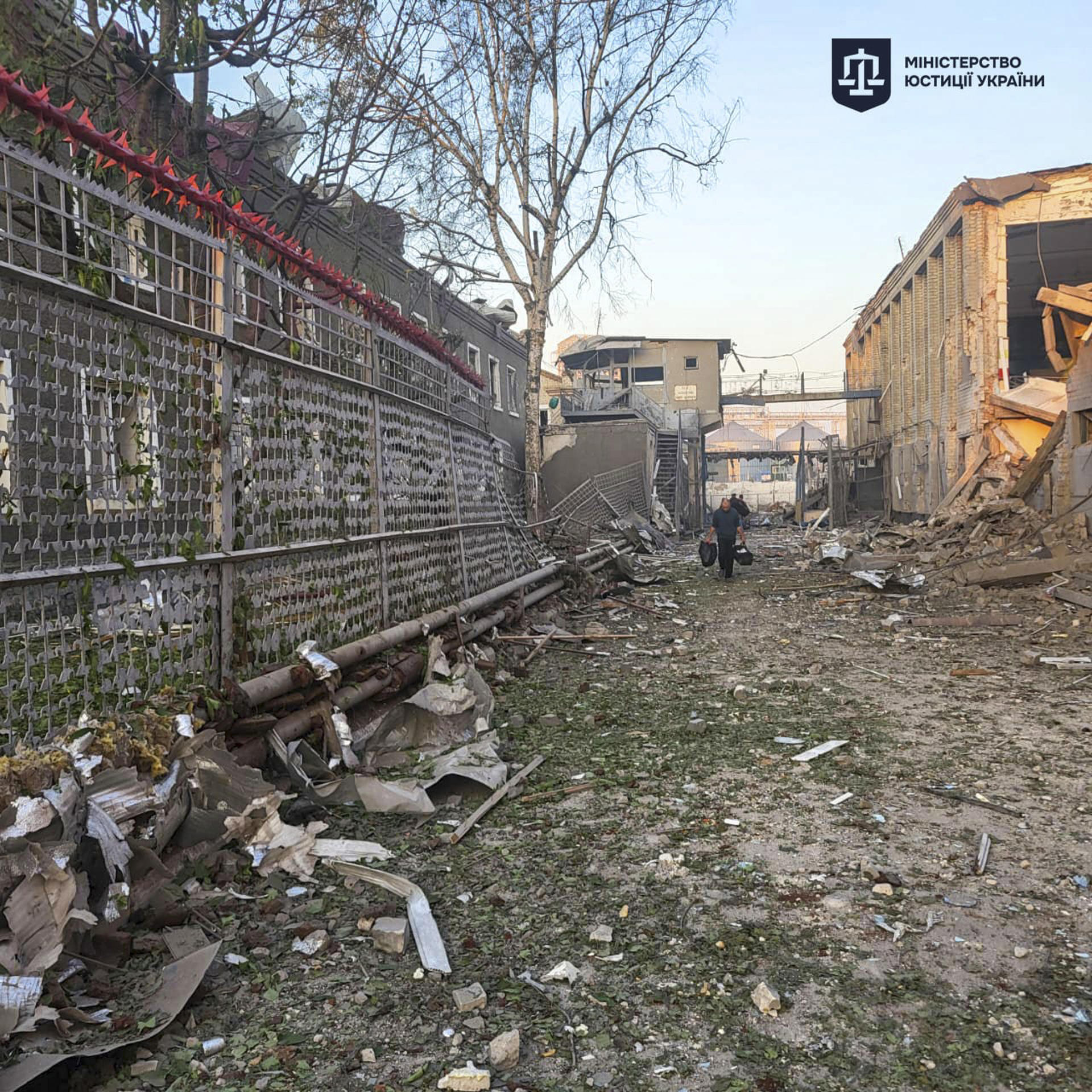 Al menos 16 personas murieron y otras 35 resultaron heridas en un ataque ruso que alcanzó un centro penitenciario en la región de Zaporiyia del sureste de Ucrania, informó el gobernador, Iván Fedórov. EFE/ Ministerio de Justicia Ucrania / SOLO USO EDITORIAL/SOLO DISPONIBLE PARA ILUSTRAR LA NOTICIA QUE ACOMPAÑA (CRÉDITO OBLIGATORIO)