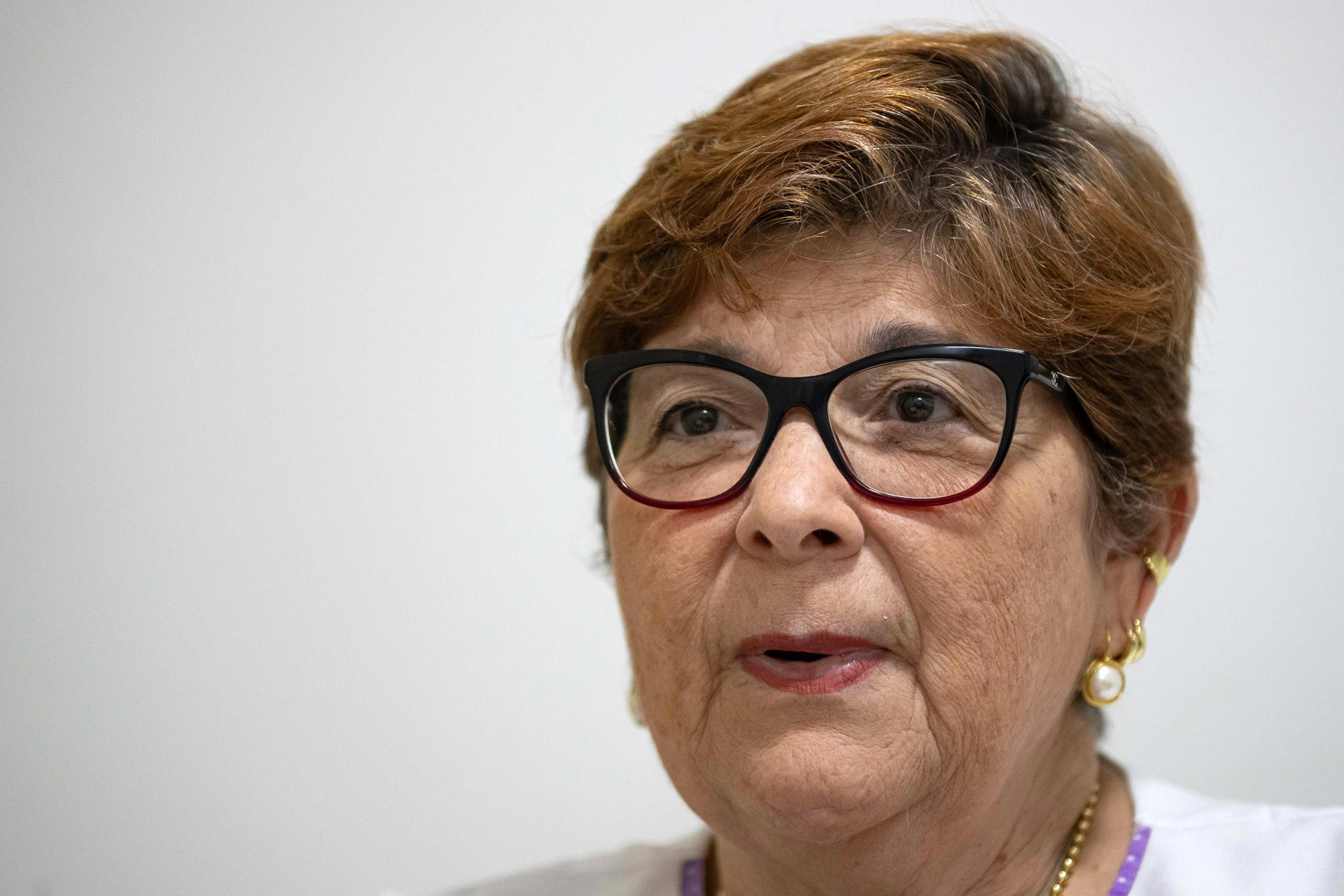 La pediatra venezolana neonatóloga y especialista en lactancia materna, Eunice Lample, habla durante una entrevista con EFE este viernes, en Caracas (Venezuela). EFE/ Ronald Peña R