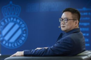 Archivo del presidente del Espanyol, Chen Yansheng, durante una comparencia en el RCDE Stadium.EFE/ (Archivo 2/9/2022)/ Quique García