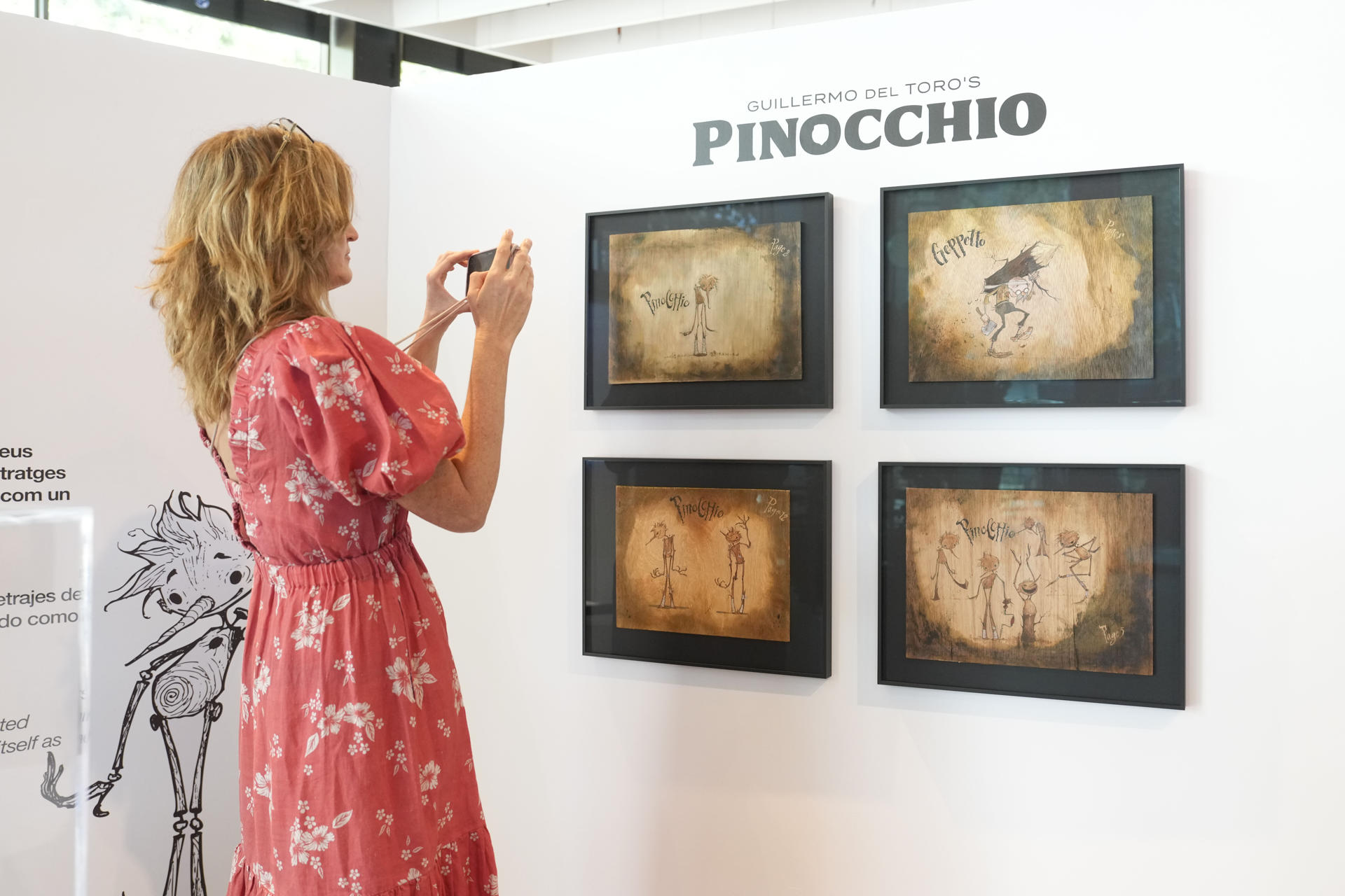 El estudio de animación Grangel, fundado en Barcelona hace 40 años, ha presentado este martes en Casa Seat de Barcelona la exposición Creando Personajes de Cine, en la que se muestran obras y dibujos para unas 30 producciones diseñadas para directores y productores como Tim Burton, Guillermo del Toro, Steven Spielberg, Ridley Scott o Jeffrey Katzenberg.EFE/ Enric Fontcuberta