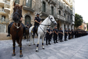 La Policía Nacional presenta en Pamplona el dispositivo especial de seguridad para San Fermín 2025. EFE/ Jesús Diges