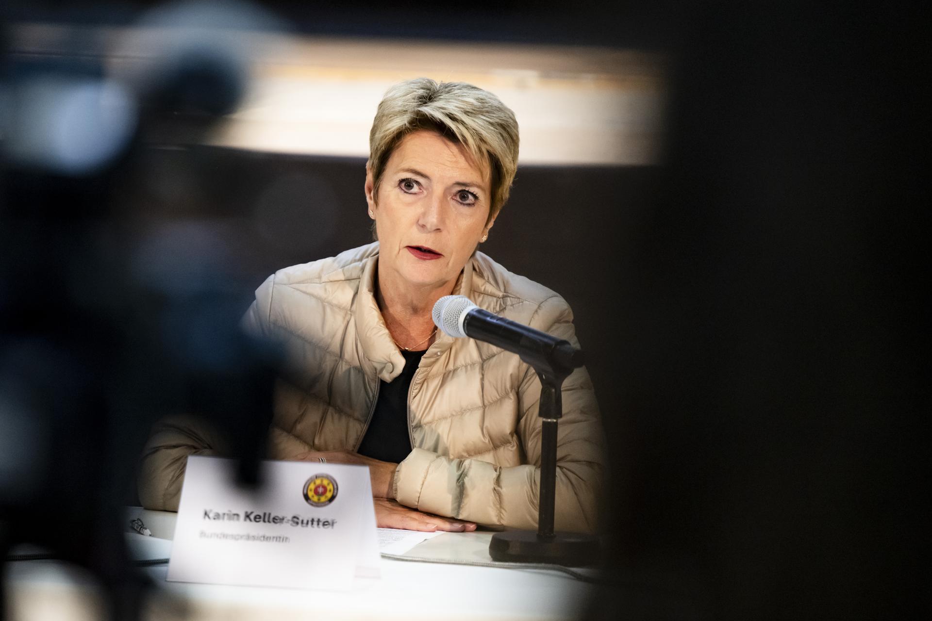 Fotografía de archivo de la presidenta suiza, Karin Keller Sutter. EFE/EPA/JEAN-CHRISTOPHE BOTT