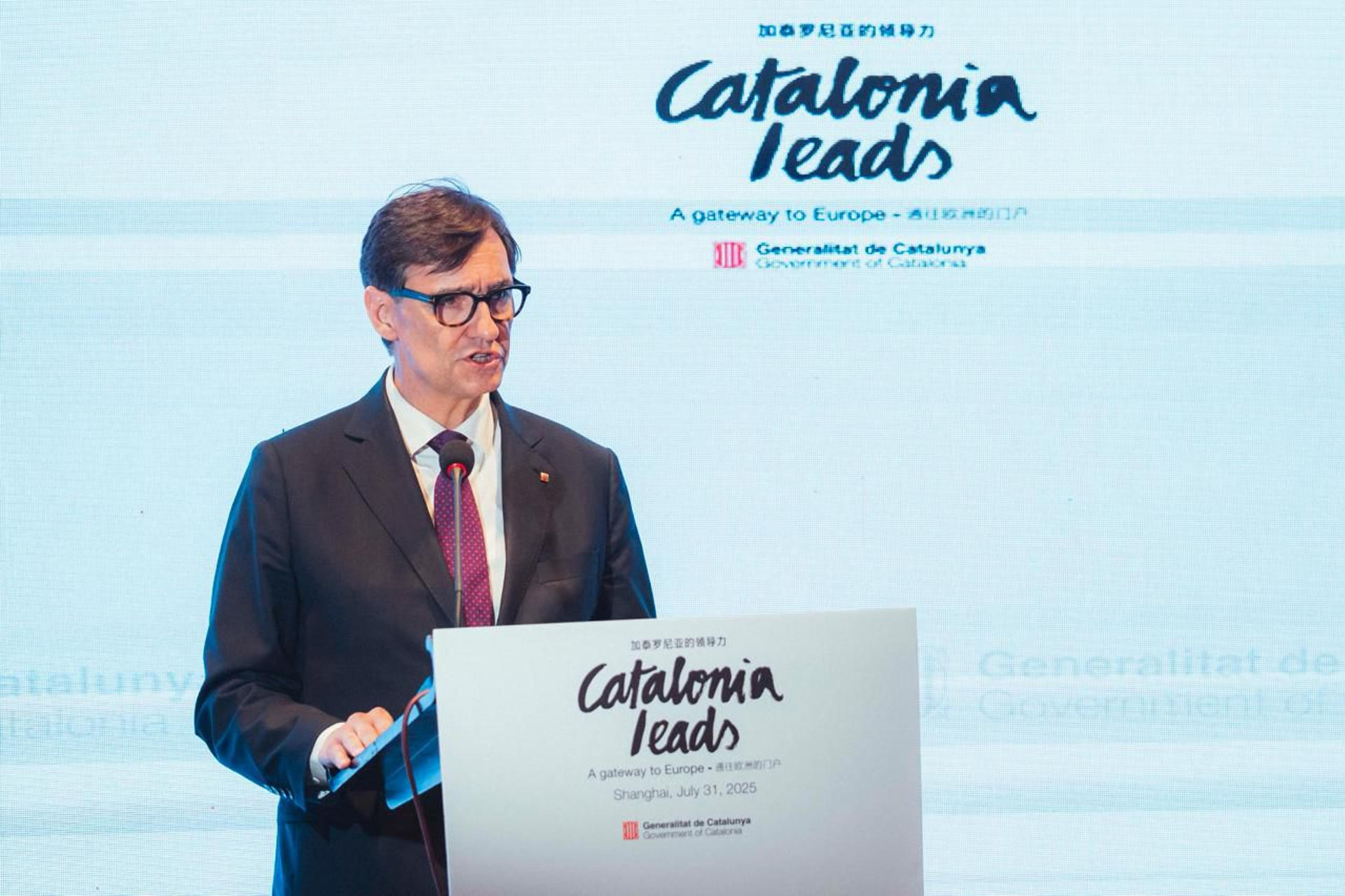 - El presidente de la Generalitat de Cataluña, Salvador Illa  pronuncia la conferencia "Catalonia leads. A gateway to Europe', en el marco de su visita a Shanghai (China), este jueves. EFE/Generalitat Catalunya/ Arnau Carbonell/SOLO USO EDITORIAL/SOLO DISPONIBLE PARA ILUSTRAR LA NOTICIA QUE ACOMPAÑA (CRÉDITO OBLIGATORIO)
