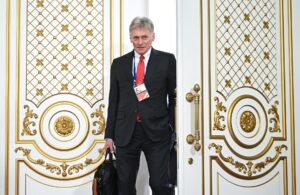 El portavoz del Kremlin, Dmitri Peskov, en una imagen de archivo. EFE/EPA/SERGEI BOBYLEV / SPUTNIK / KREMLIN POOL