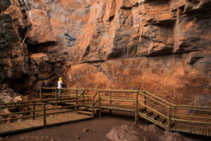 Fotografía de una de las cuevas con pinturas rupestres del Parque Nacional de las Cavernas del Peruaçu en Minas Gerais, (Brasil), candidato a Patrimonio Mundial Natural de la Unesco. EFE/ Maurício Andrade  / Instituto Chico Mendes Para La Conservación De La Biodiversidad /SOLO USO EDITORIAL/ NO VENTAS/ SOLO DISPONIBLE PARA ILUSTRAR LA NOTICIA QUE ACOMPAÑA (CRÉDITO OBLIGATORIO)