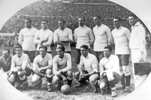 Imagen de la selección de futbol de Uruguay que conquistó el primer Campeonato del Mundo de fútbol en 1930. Efe/Archivo