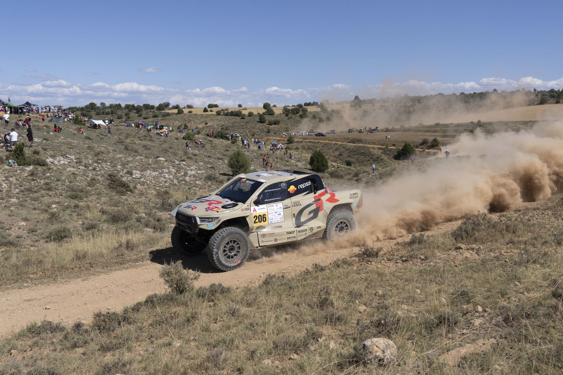 El piloto portugués João Ferreira durante la etapa prólogo de la Baja Aragón 2025, este viernes en Teruel. EFE/ Antonio García