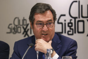 El presidente de la Confederación Española de Organizaciones Empresariales (CEOE), Antonio Garamendi. EFE/ J.P.Gandul
