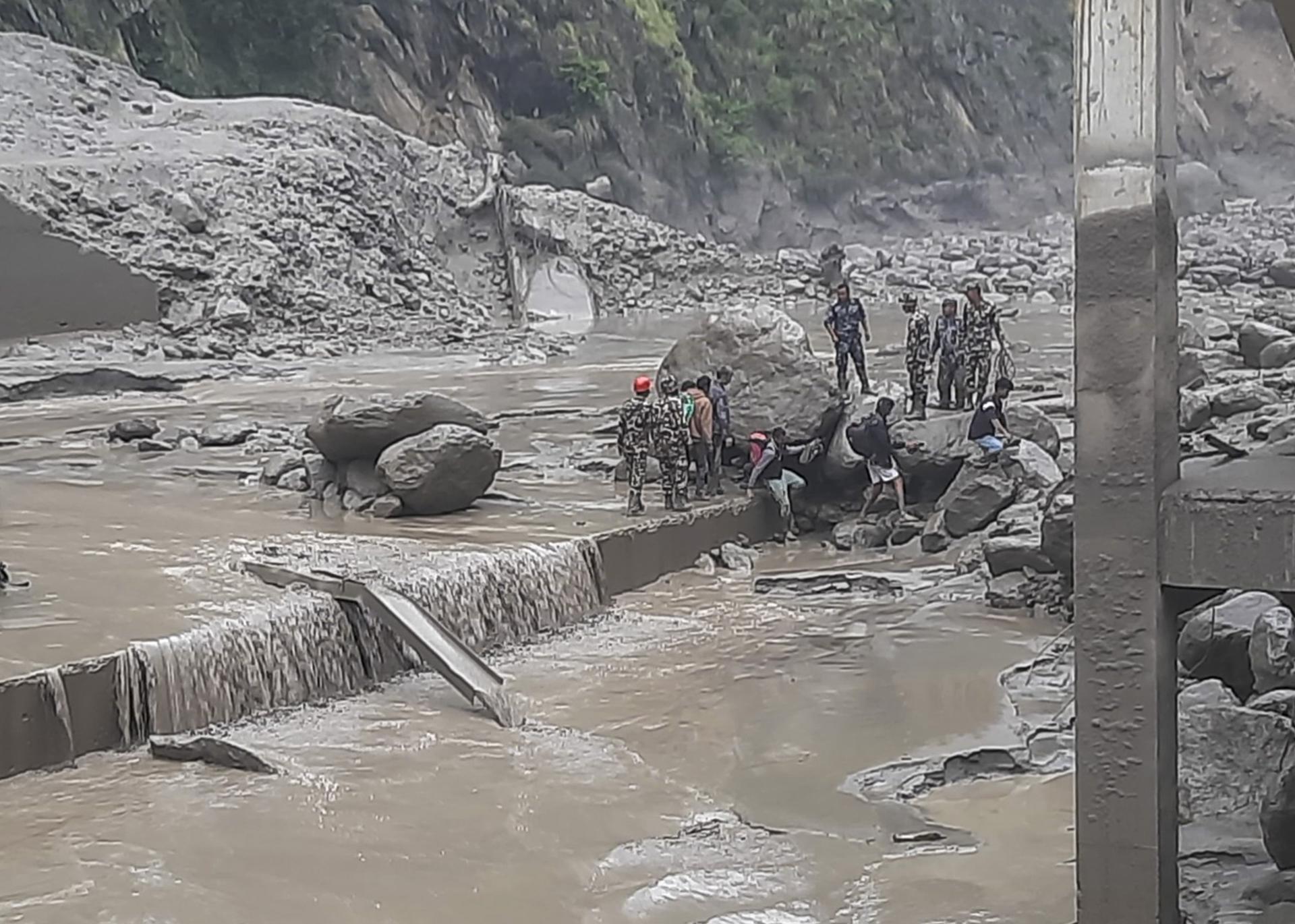 EFE/EPA/NEPAL ARMY/HANDOUT -- BEST QUALITY AVAILABLE -- HANDOUT EDITORIAL USE ONLY/NO SALES