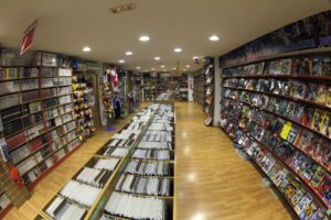 Imagen de archivo de La tienda Akira Cómics de Madrid. EFE/Diego García