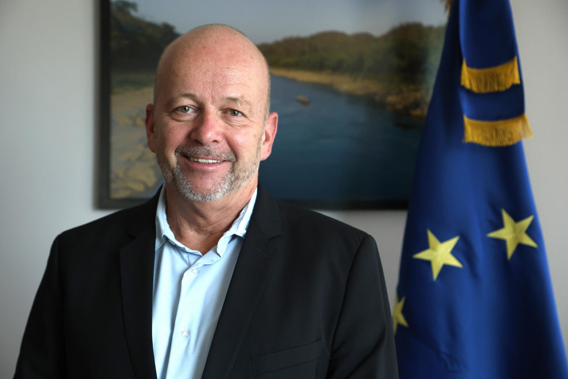 El embajador de la Unión Europea en Guatemala, Thomas Peyker, posa durante una entrevista con EFE el 14 de agosto de 2025, en Ciudad de Guatemala (Guatemala). EFE/ Mariano Macz