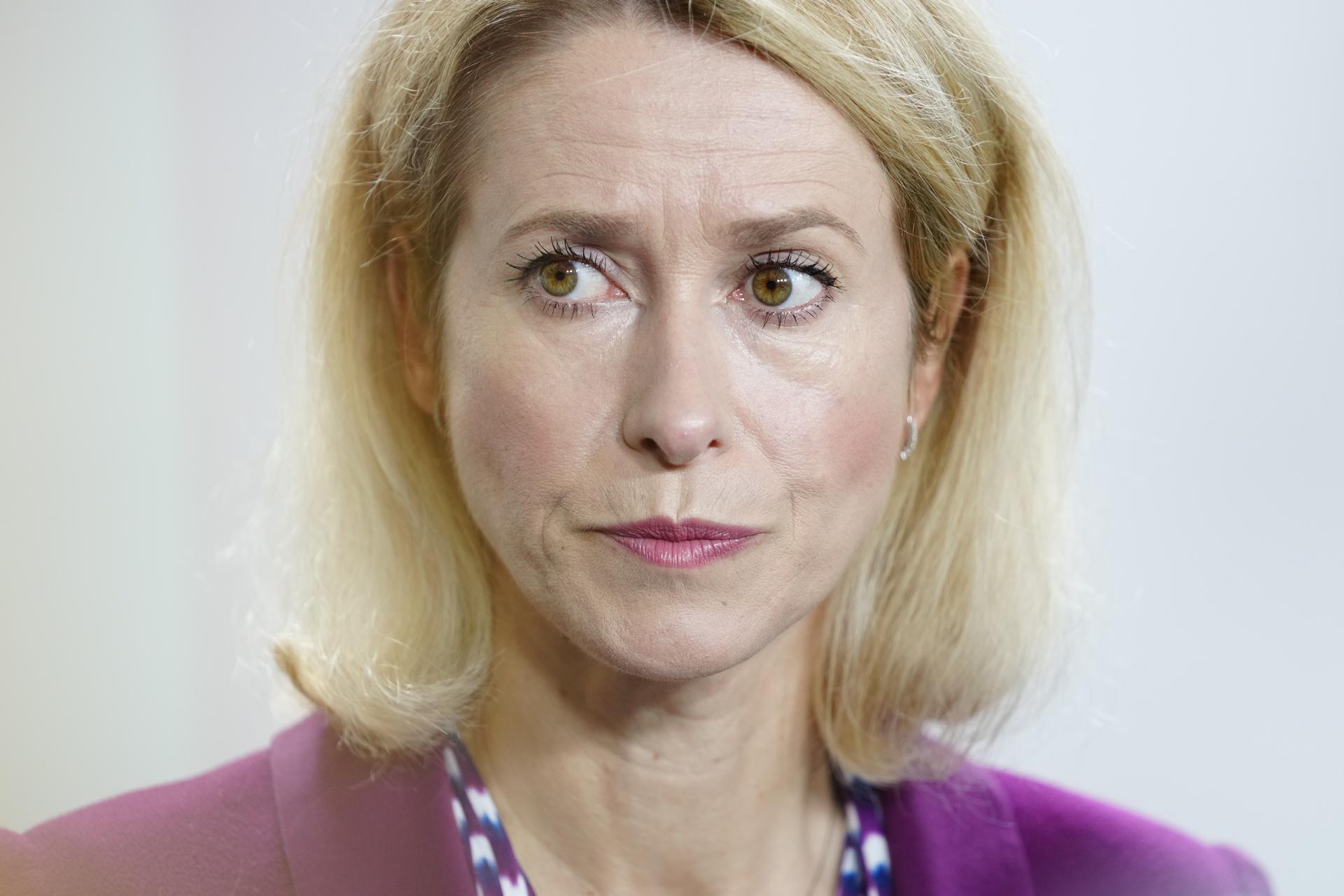La Alta Representante de la UE para Asuntos Exteriores y Política de Seguridad, Kaja Kallas, habla con los medios antes de la reunión informal de ministros de defensa de la UE en Copenhague, el 29 de agosto de 2025. EFE/EPA/THOMAS TRAASDAHL DENMARK OUT