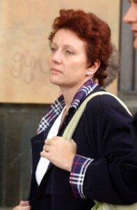 epa06948151 (FILE) - Imagen de archivo de Kathleen Folbigg, quien fue absuelta en 2023 tras pasar 20 años en prisión por la muerte de sus cuatro bebés. La justicia australiana dijo este jueves que la indemnizará con dos millones de dólares australianos (1,1 millones de euros) EPA/MICK TSIKAS AUSTRALIA AND NEW ZEALAND OUT[AUSTRALIA AND NEW ZEALAND OUT]