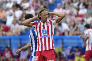 Llorente, durante el partido en Mendizorroza. EFE/Adrián Ruiz