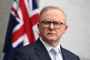 El primer ministro de Australia, Anthony Albanese, durante la rueda de prensa donde responsabilizó a Irán de ataques antisemitas en el país oceánico.
EFE/EPA/LUKAS COCH AUSTRALIA AND NEW ZEALAND OUT